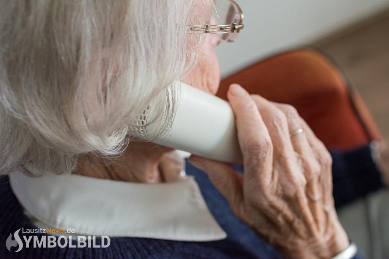 Auf Telefonbetrüger hereingefallen