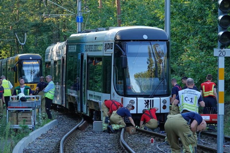 Straßenbahn entgleiste an der Königsbrücker Straße