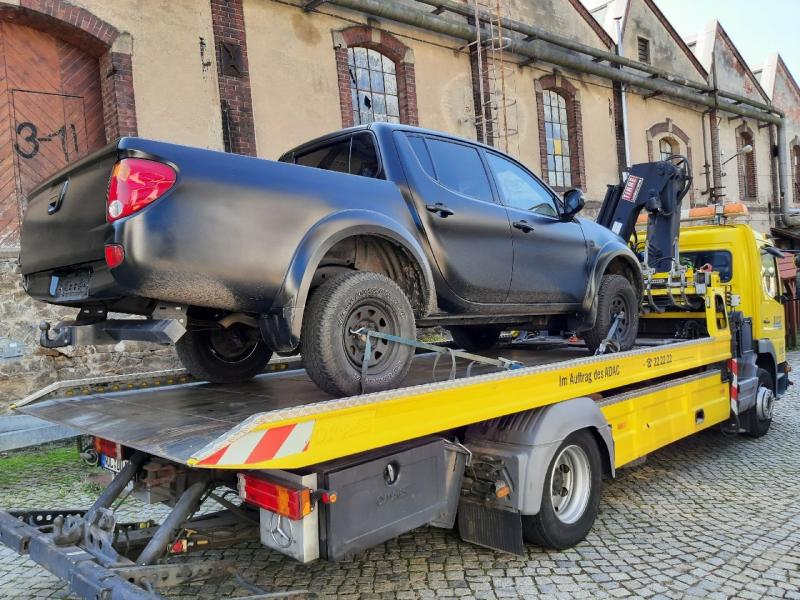 Polizeieinsatz - Haftbefehl vollstreckt - Diebesgut sichergestellt - Beschuldigter in JVA